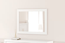Load image into Gallery viewer, Mollviney Bedroom Mirror

