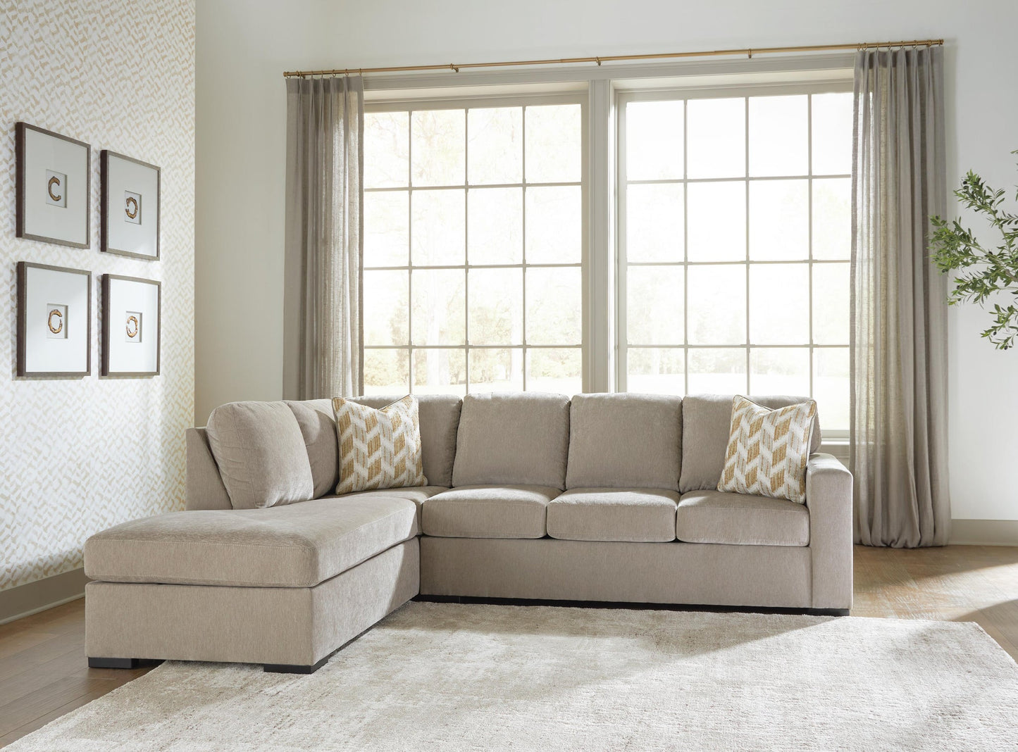 Bridgepoint 2-Piece Sectional with Chaise